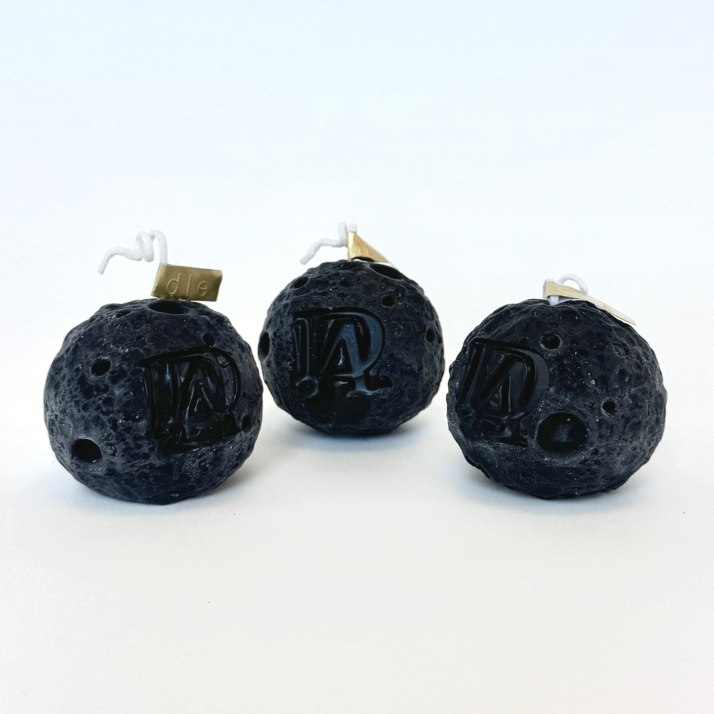 THE MOON CANDLE
