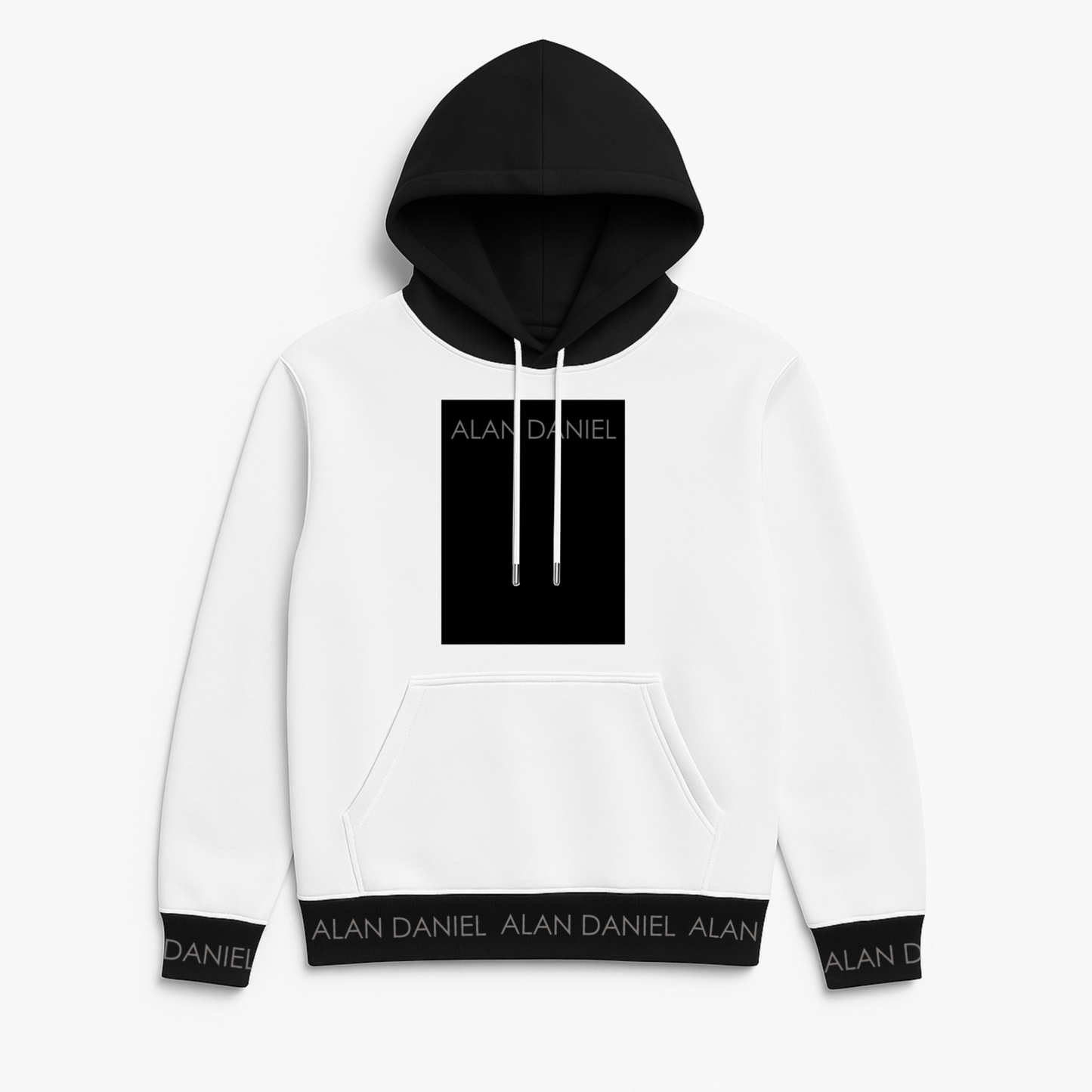 CLASSIC HOODIE